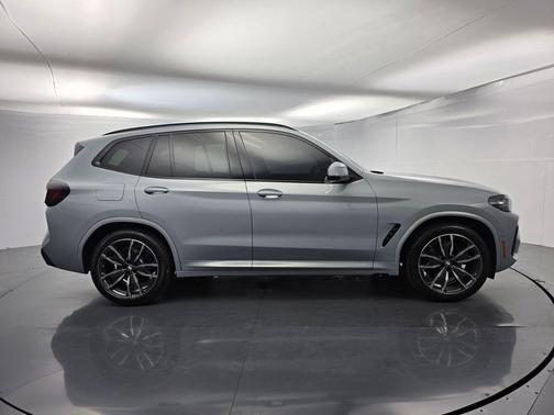 Brooklyn Gray Metallic 2023 BMW X3 xDrive30i