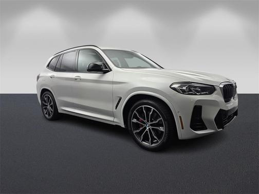 2023 BMW X3 M40i