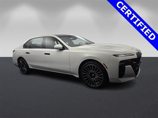 2025 BMW 760 760i xDrive