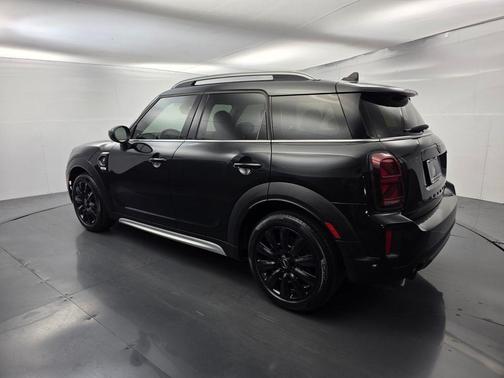 Midnight Black 2023 MINI Countryman Cooper S