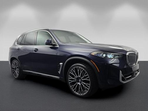 Tanzanite Blue II Metallic 2024 BMW X5 sDrive40i