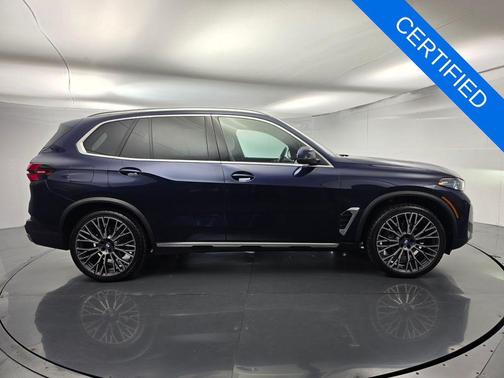 Tanzanite Blue II Metallic 2024 BMW X5 sDrive40i