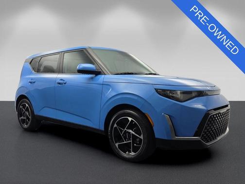 Surf Blue 2024 Kia Soul EX