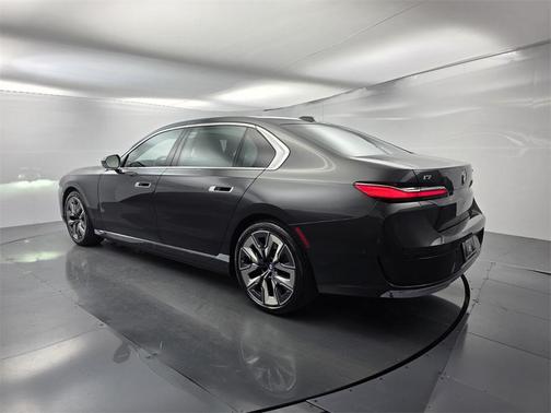 2024 BMW i7 xDrive60