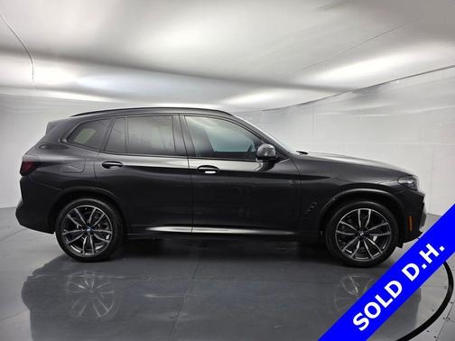 Dark Graphite Metallic 2024 BMW X3 xDrive30i