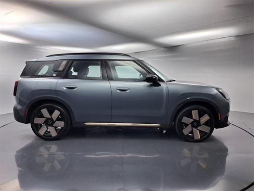 2025 MINI Countryman S