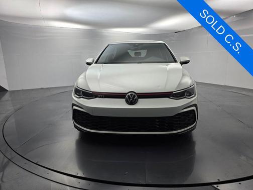 Oryx White Pearl Effect 2022 Volkswagen Golf GTI 2.0T S