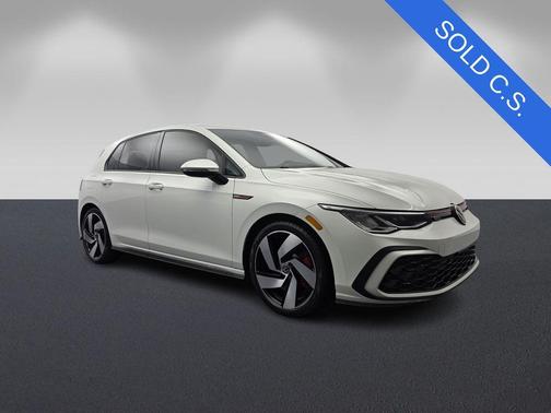 Oryx White Pearl Effect 2022 Volkswagen Golf GTI 2.0T S