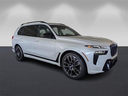 2026 BMW X7 M60i