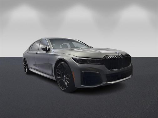 2022 BMW 750 i xDrive