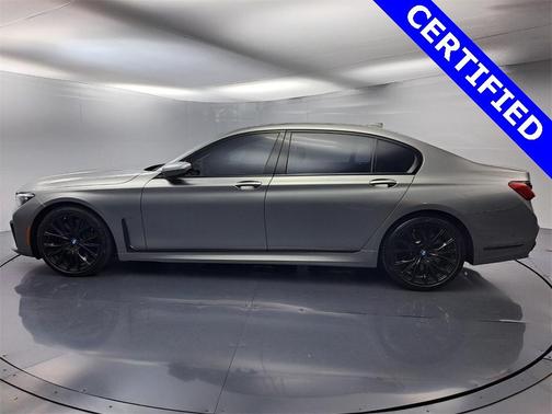 2022 BMW 750 i xDrive