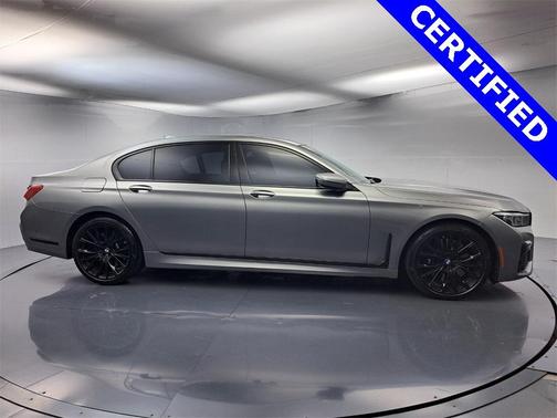 2022 BMW 750 i xDrive
