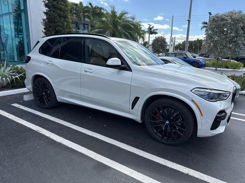 2023 BMW X5 sDrive40i