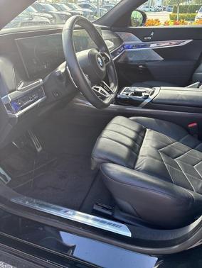 2023 BMW 760 760i xDrive