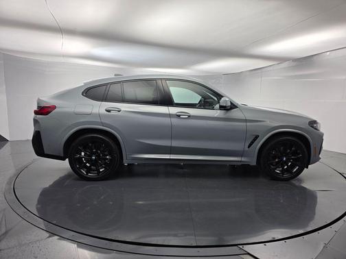 Dark Graphite Metallic 2023 BMW X4 xDrive30i