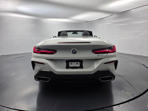 Alpine White 2026 BMW 840 i