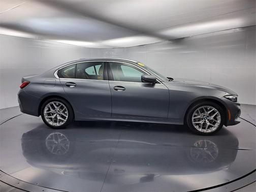 2025 BMW 330 i