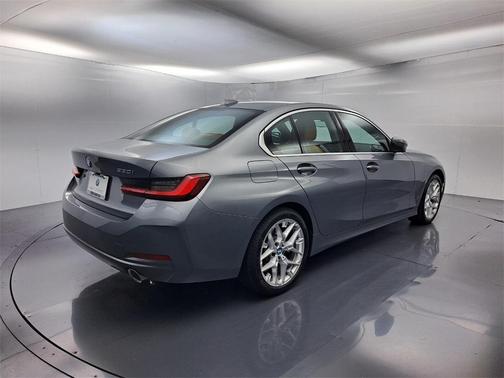 2025 BMW 330 i