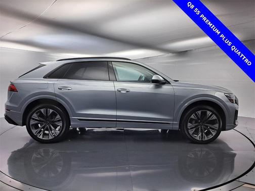 2025 Audi Q8 55 Premium