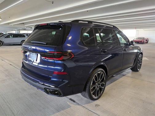 2026 BMW X7 M60i