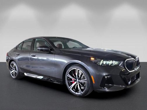 Dark Graphite Metallic 2027 BMW 530 i