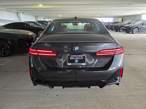 Dark Graphite Metallic 2027 BMW 530 i