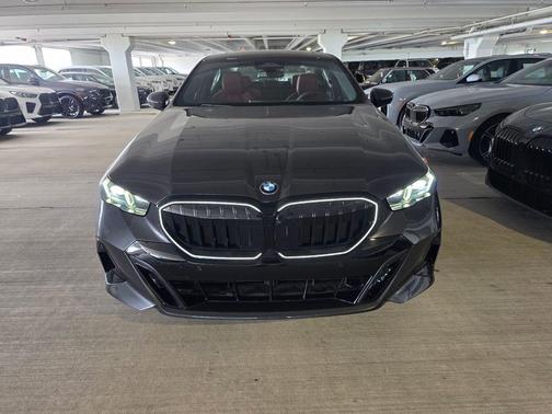 Dark Graphite Metallic 2027 BMW 530 i