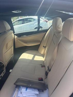 Phytonic Blue Metallic 2023 BMW 530 i