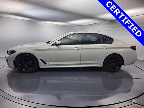 2021 BMW 530 i