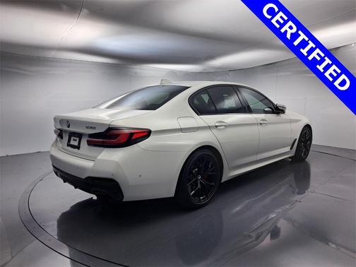 2021 BMW 530 i