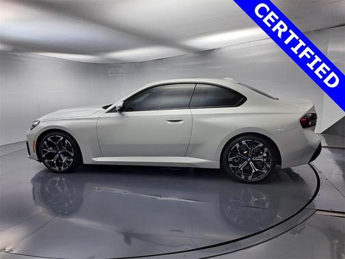 2025 BMW 230 i