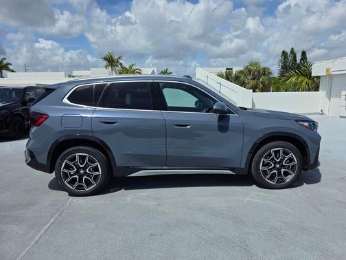 Storm Bay Metallic 2026 BMW X1 xDrive28i