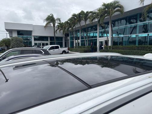 Alpine White 2024 BMW X5 sDrive40i