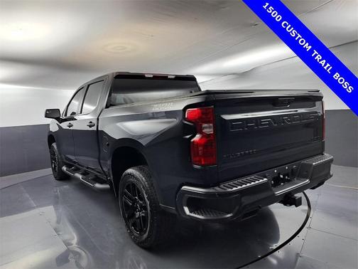 2023 Chevrolet Silverado 1500 Custom Trail Boss