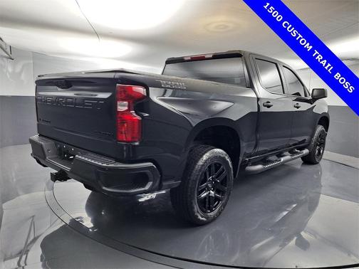 2023 Chevrolet Silverado 1500 Custom Trail Boss