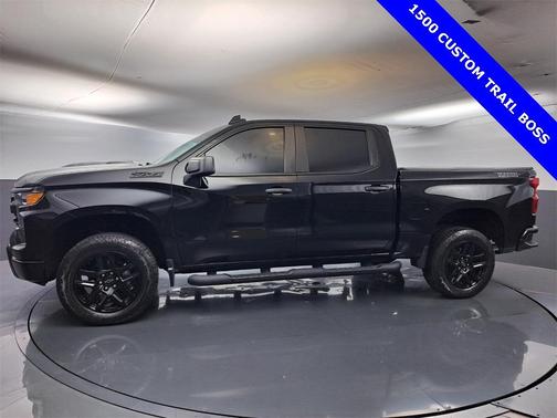 2023 Chevrolet Silverado 1500 Custom Trail Boss