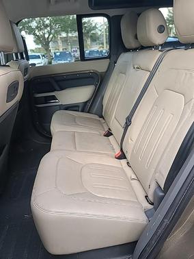 2022 Land Rover Defender 110 S