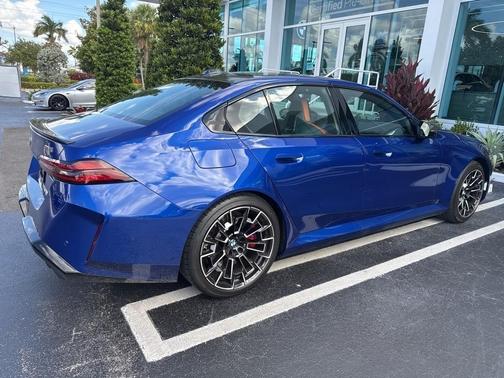 2025 BMW M5 Base