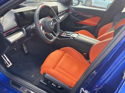 2025 BMW M5 Base