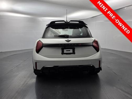 2026 MINI Hardtop ICONIC