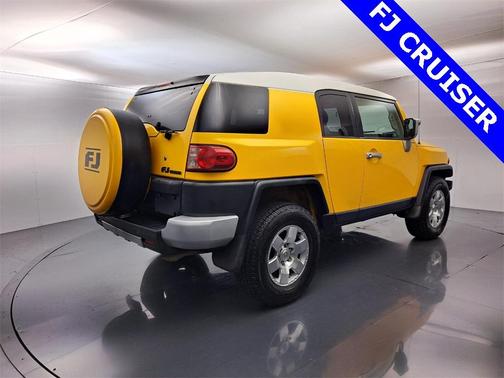 2007 Toyota FJ Cruiser Base (Retail Orders Only) (A5)