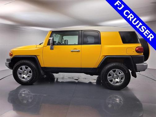 2007 Toyota FJ Cruiser Base (Retail Orders Only) (A5)