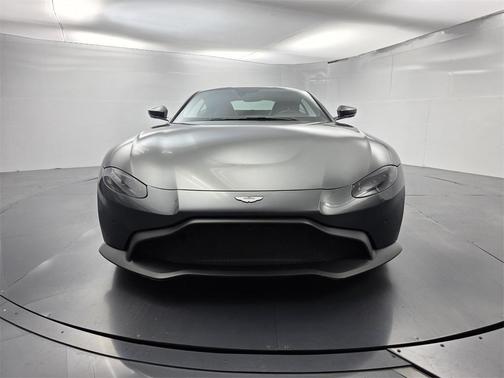 2019 Aston Martin Vantage Base