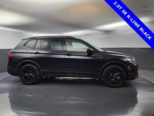 2023 Volkswagen Tiguan 2.0T SE R-Line Black
