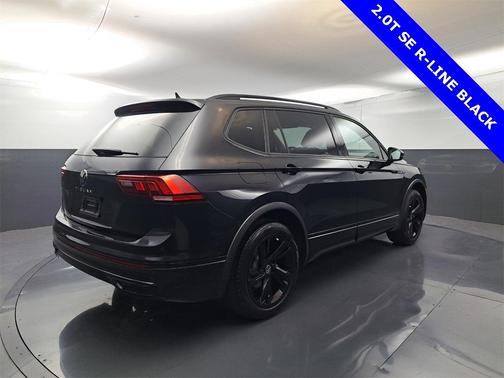 2023 Volkswagen Tiguan 2.0T SE R-Line Black