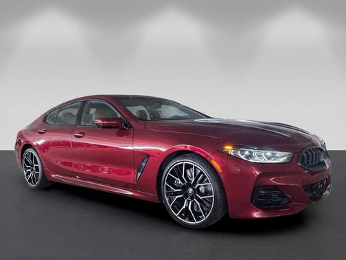Aventurin Red Metallic 2026 BMW 840 Gran Coupe i