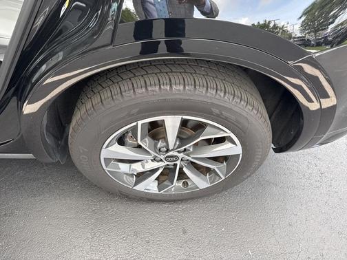 2024 Audi Q5 45 S line quattro Premium