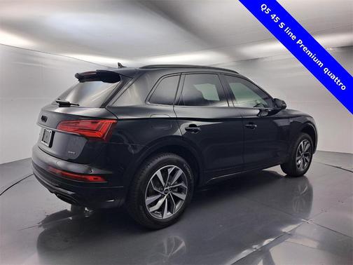 2024 Audi Q5 45 S line quattro Premium