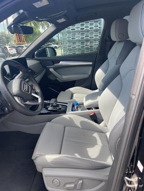 2024 Audi Q5 45 S line quattro Premium
