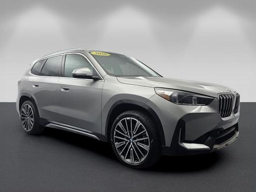 Space Silver 2026 BMW X1 xDrive28i
